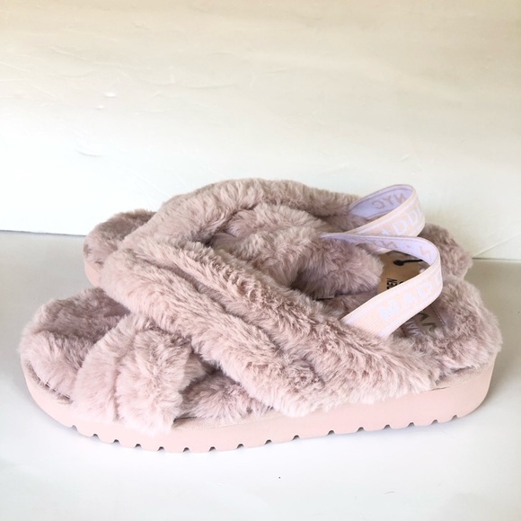 Madden NYC Women’s Barbiecore Faux Fur Crossband Slingback Platform  Slippers 11 - Picture 5 of 10